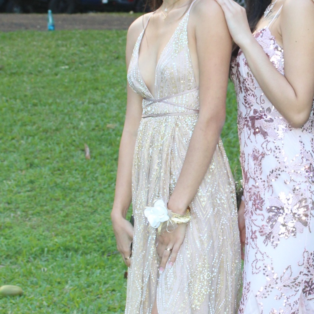 Prom Dress Gold - Picture 7 of 9